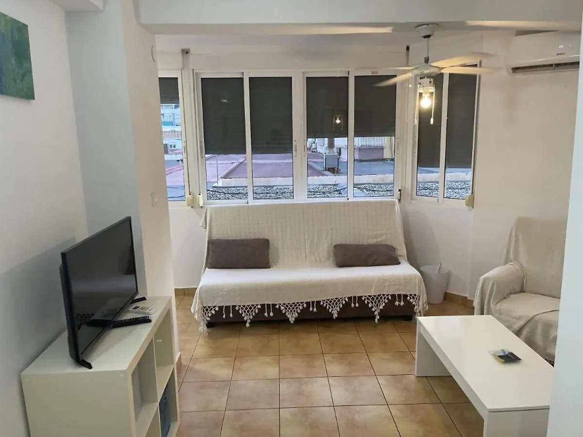 Apartamento Centrico Plazamar 4 Piscina 托雷德尔马尔 0*,  西班牙